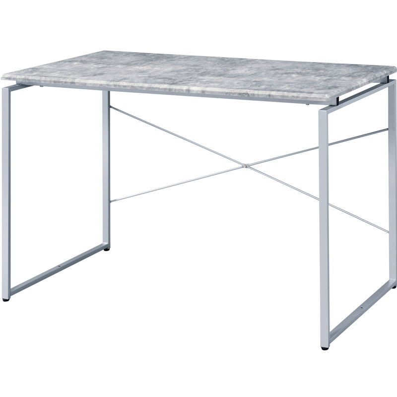 Élégante configuration de bureau industriel en gris et argent, plateau de table rectangulaire en bois robuste et stable en métal, support d'inspiration robuste pour surface d'écriture