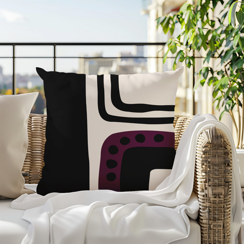 Oreiller carré réversible intérieur / extérieur Tobe Minimalist, H 15 po x l 15 po, Mauve / noir / blanc cassé