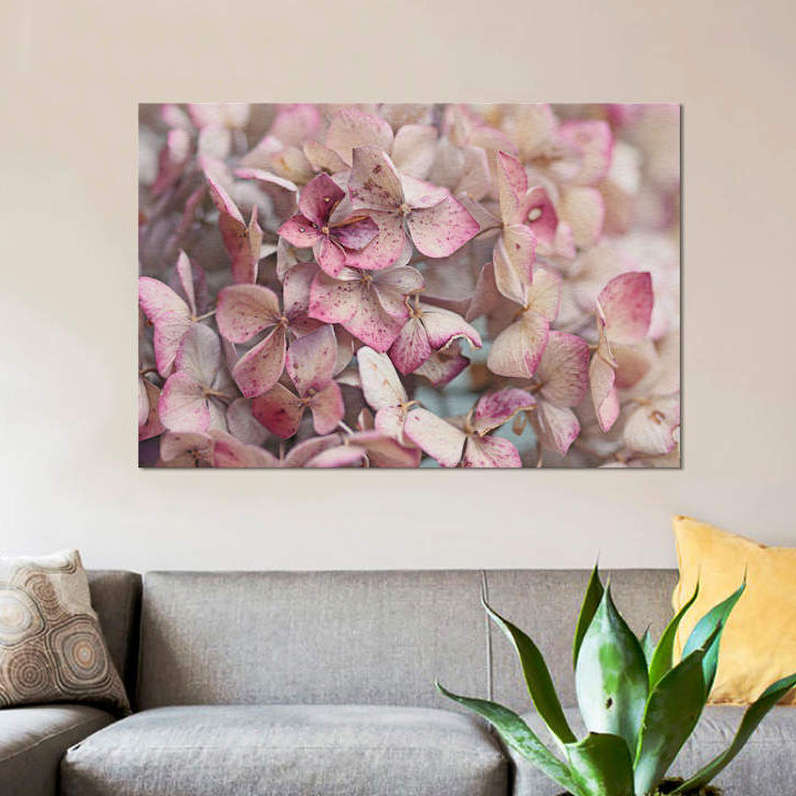 Hortensia rétro, impression sur toile, H 12 po x l 18 po x P 1,5 po, Toile tendue, Pas de tapis