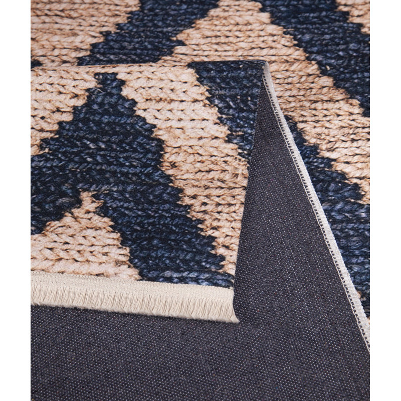 Briayan Chevron Area Rug, Rectangle 160 x 230cm