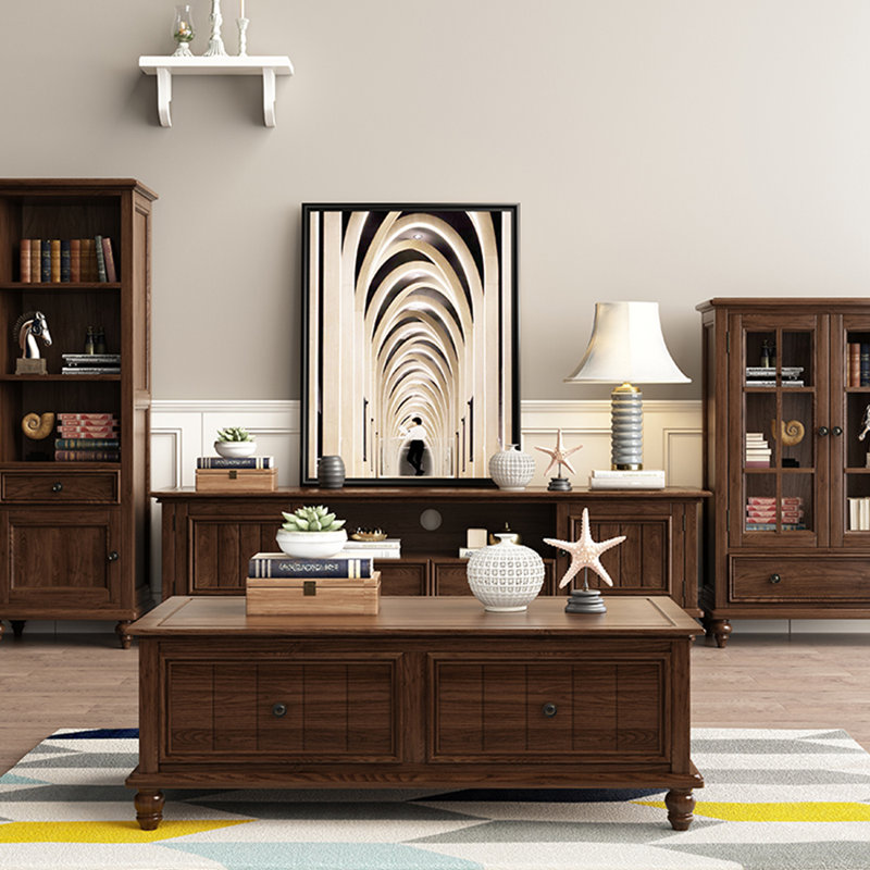 Table basse classique de style américain