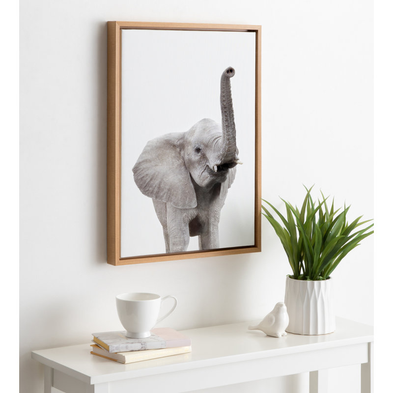 "Animal Studio Elephant" par Amy Peterson, reproduction d'art sur toile encadrée, H 33 po x l 23 po x P 1,63 po