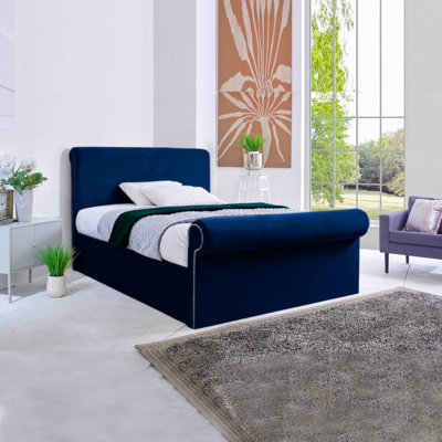 Cianne Upholstered Bed