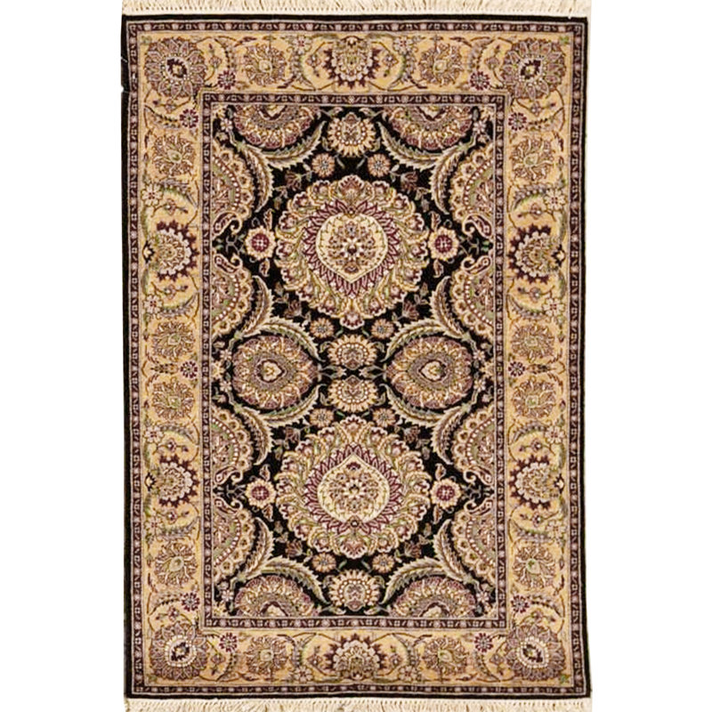 Tapis noir et doré de haute qualité noué à la main