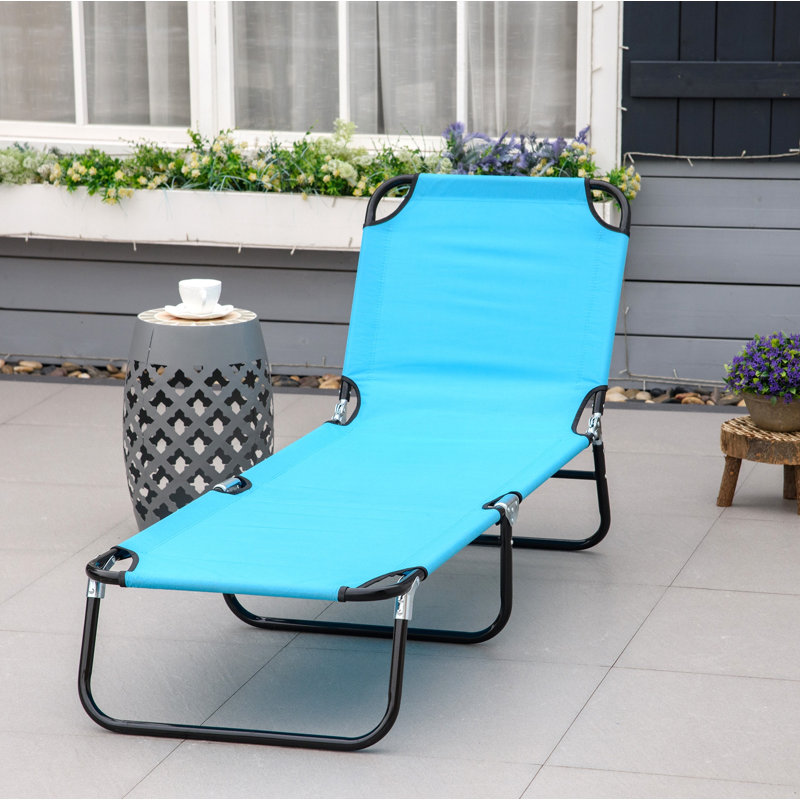 Chaise longue de piscine pliante Outsunny, chaises de bronzage d'extérieur avec dossier inclinable à 5 niveaux, structure en acier pour la plage, la cour et le patio