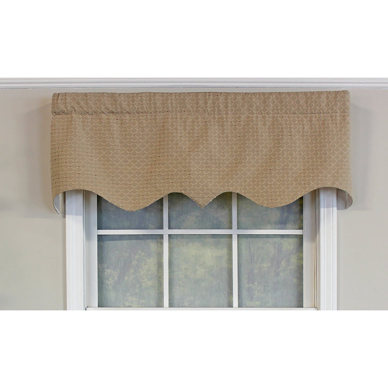Checkered Scalloped Window Valance, Ecru