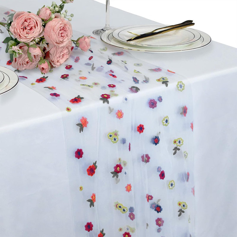 Chemin de table brodé à motif floral marguerite - ivoire - printemps et été