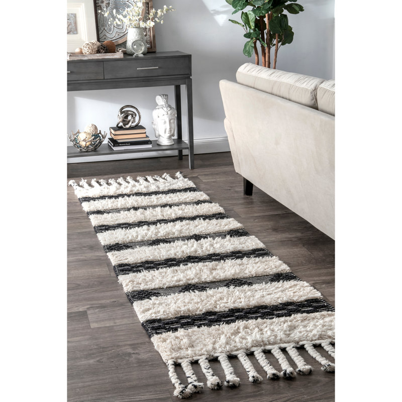 Tapis noir / beige en laine / coton touffeté à la main Brickey, Tapis de couloir 2 pi 6 po x 8 pi