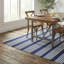 Rayures Mariona - tissage à plat bleu et blanc (2 pi x 3 pi) - PET-101658396