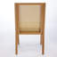 Chaise de salle à manger d'appoint rustique en bois massif avec accoudoirs décoratifs et dossier en rotin, chaise d'appoint de cuisine revêtue de lin, finition naturelle, à l'unité-1610928836