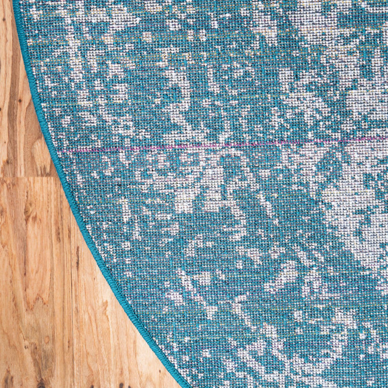 Madline Oriental Indoor Rug, Round 7'10"