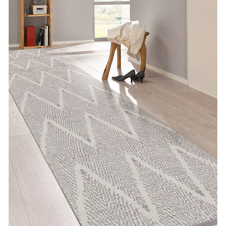 Simplicity Chevron Handwoven Cotton Grey/Beige Area Rug