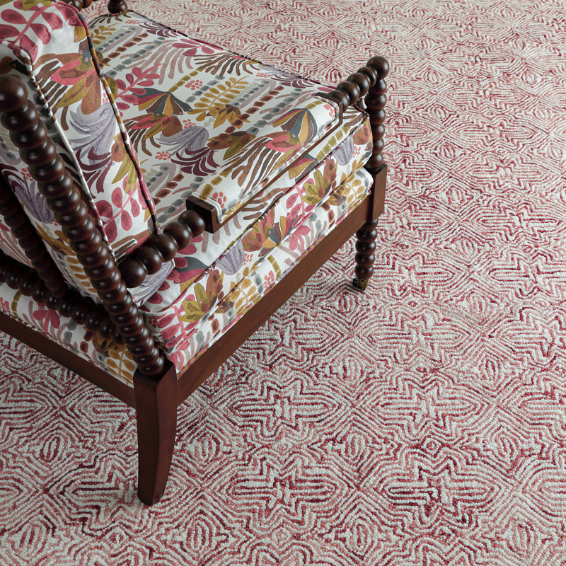 Barranco Geometric Hand Tufted Wool Area Rug in White/Red, Rectangle 5'6" x 8'6"