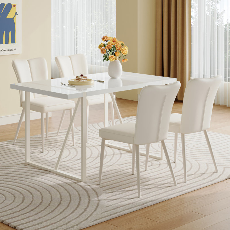 Dining Table Set With 4 Armless Chairs.The Backrest Of The Dining Chair Is Designed With Multiple Vertical Stripes.