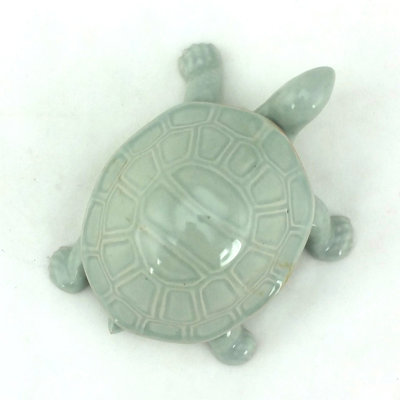 Gulledge Handmade Porcelain China Decorative Box
