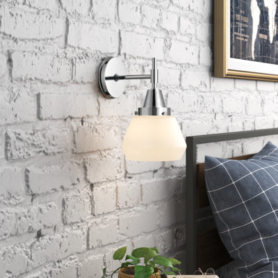 Gayle Armed Sconce