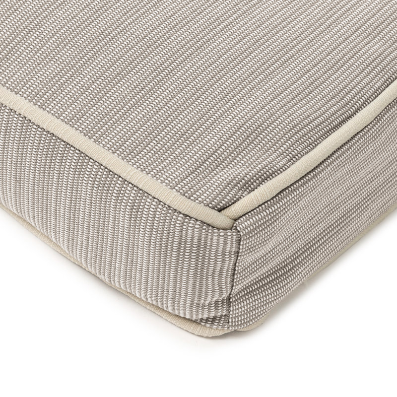 Chaise longue avec bourre rembourrée en polyester., Sable