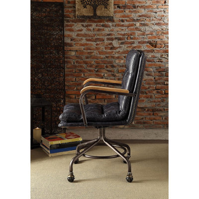 Sophisticated Office Chair In Vintage Leather And Wooden Armrest Design Swivel For Comfortable Work