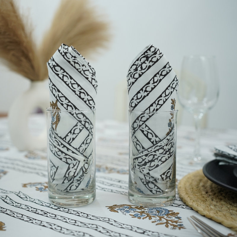 Serviettes de table en coton de 18 po x 18 po Fab divine Doux, durables et réutilisables - Kali