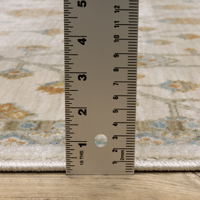 Graicyn Global Traditonal Beige/ Rust Area Rug, Runner 2'3" x 7'9"