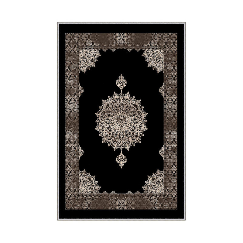 Tapis oriental en polyester tissé à la machine 3 pi 3 po x 4 pi 11 po noir