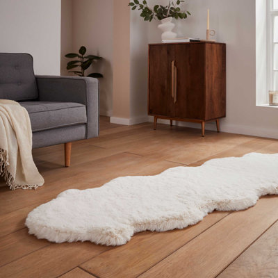 Lehi Shaggy Super Soft Sheepskin Rug - Ivory - 60X180