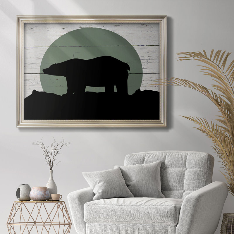 Mountain Bear Mountain Bear - reproduction d'art sur toile encadrée, L 25 po x H 21 po