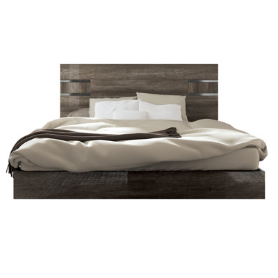 Schlusser Platform Bed