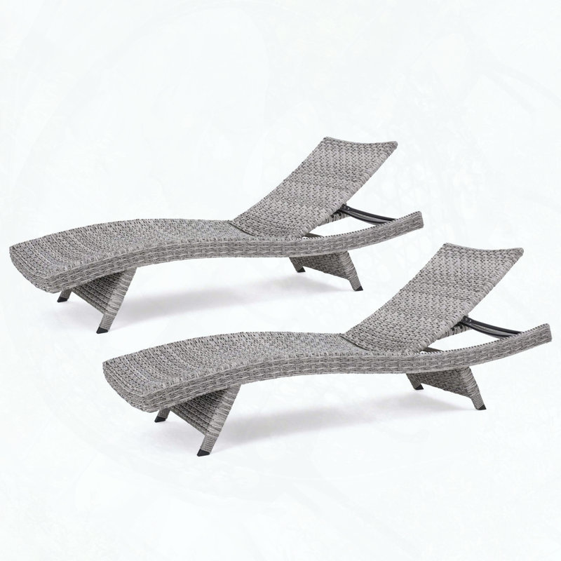 Chaise longue en osier avec dossier réglable et structure en aluminium