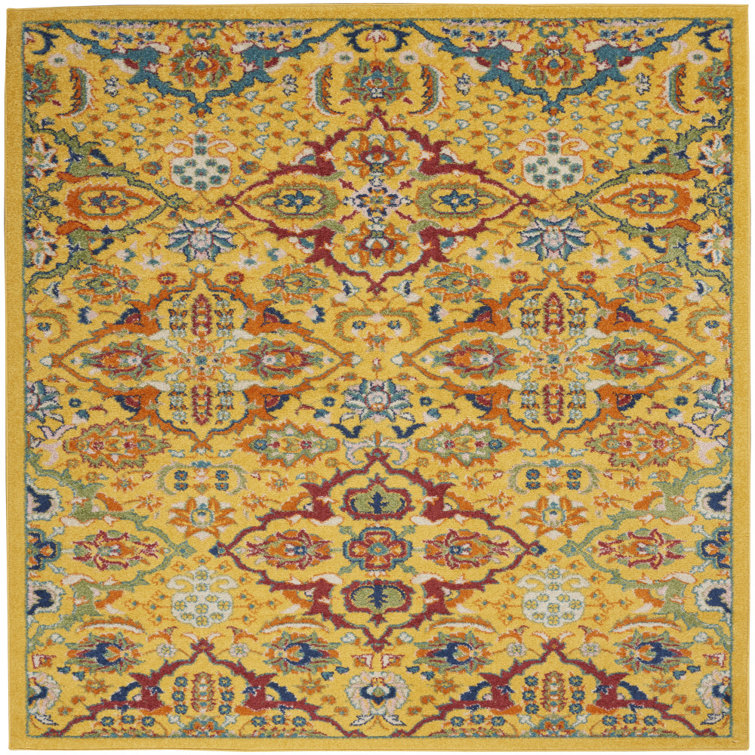 Weirton Floral Indoor Rug
