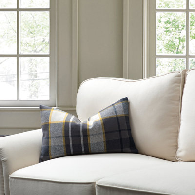 Check Pattern Pillow Cover