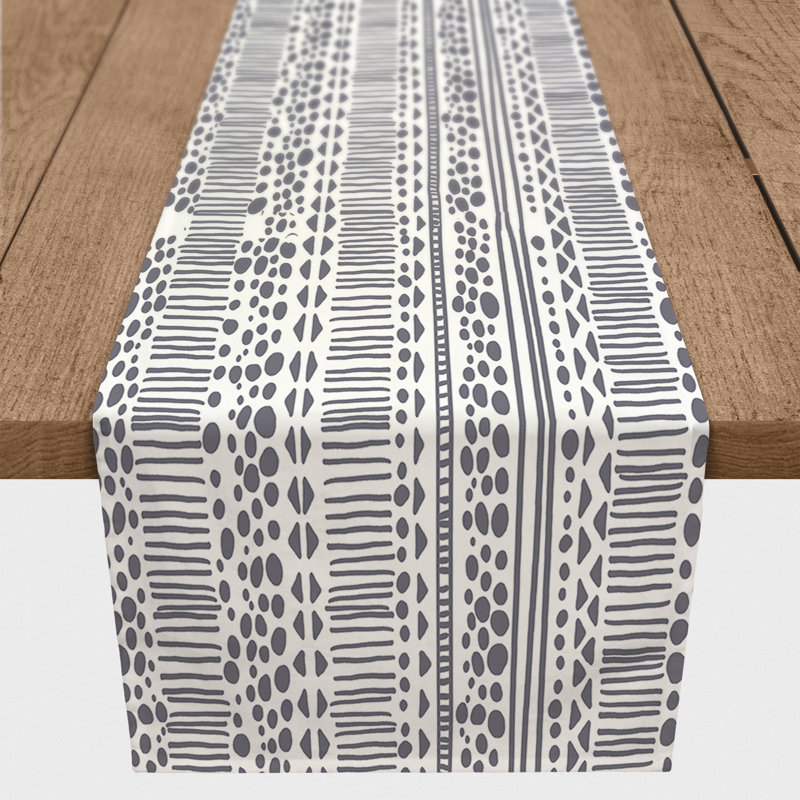 Chemin de table Foran, 72 po x 16 po, Gris foncé