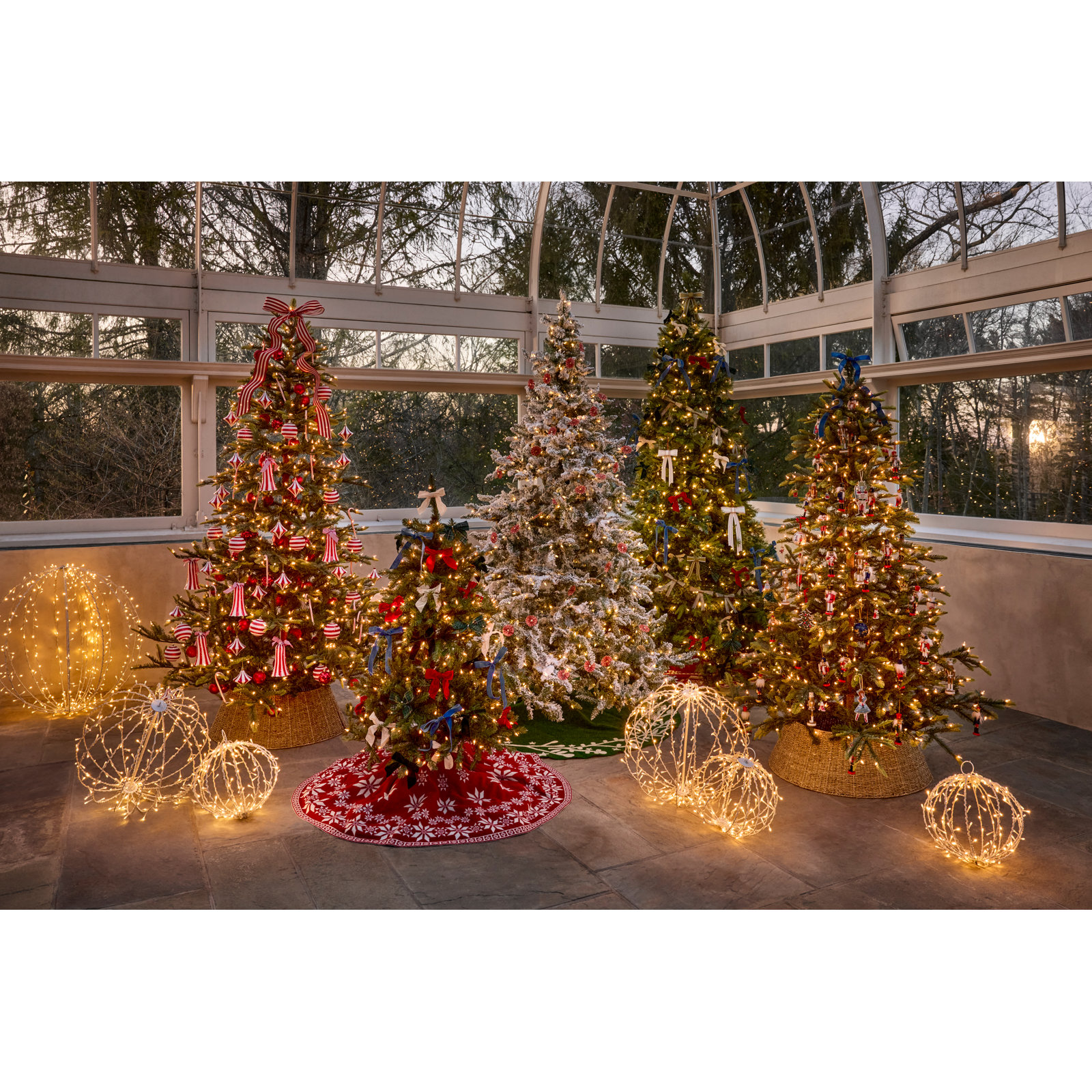 Lighted Artificial Christmas Tree, 4.5' H