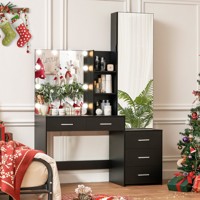 Vanity, Black