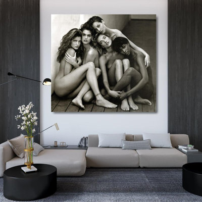 Stephanie, Cindy, Christy, Tatjana, Naomi