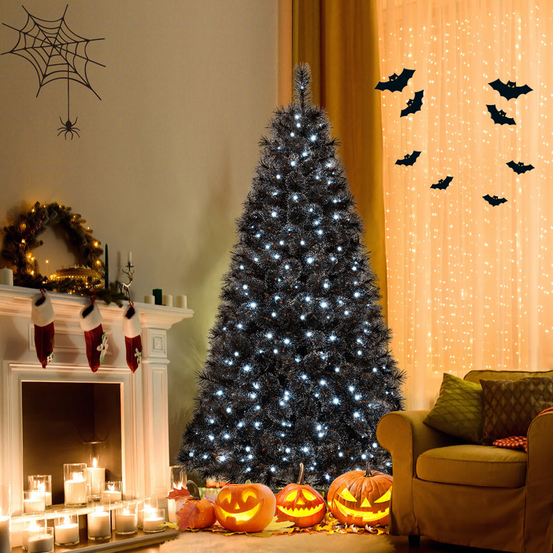 Arbre d'Halloween 7 pi Ebern Designs avec 572 branches et aiguilles de pin givrées 320 W / lumières DEL