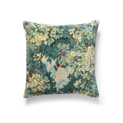 Marly Pillow