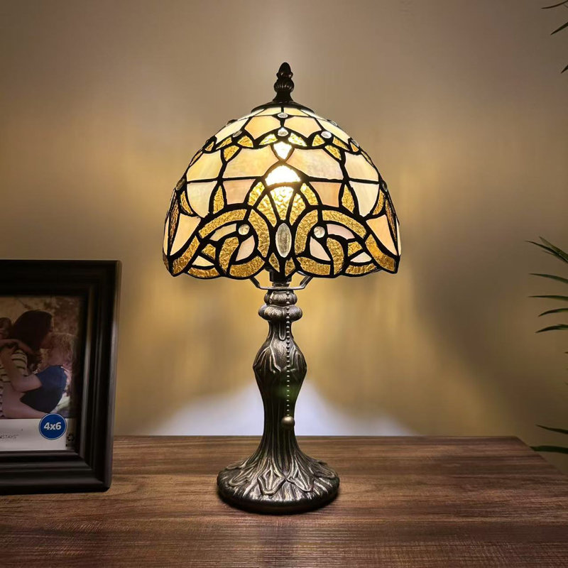 Mini-lampe de table Simonson Tiffany en verre teinté doré de style baroque avec ampoule à DEL lavande incluse l 8 po x P 8 po x H 15 po