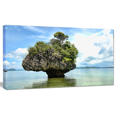 Tree Island in Summer - Reproduction de photo sur toile tendue