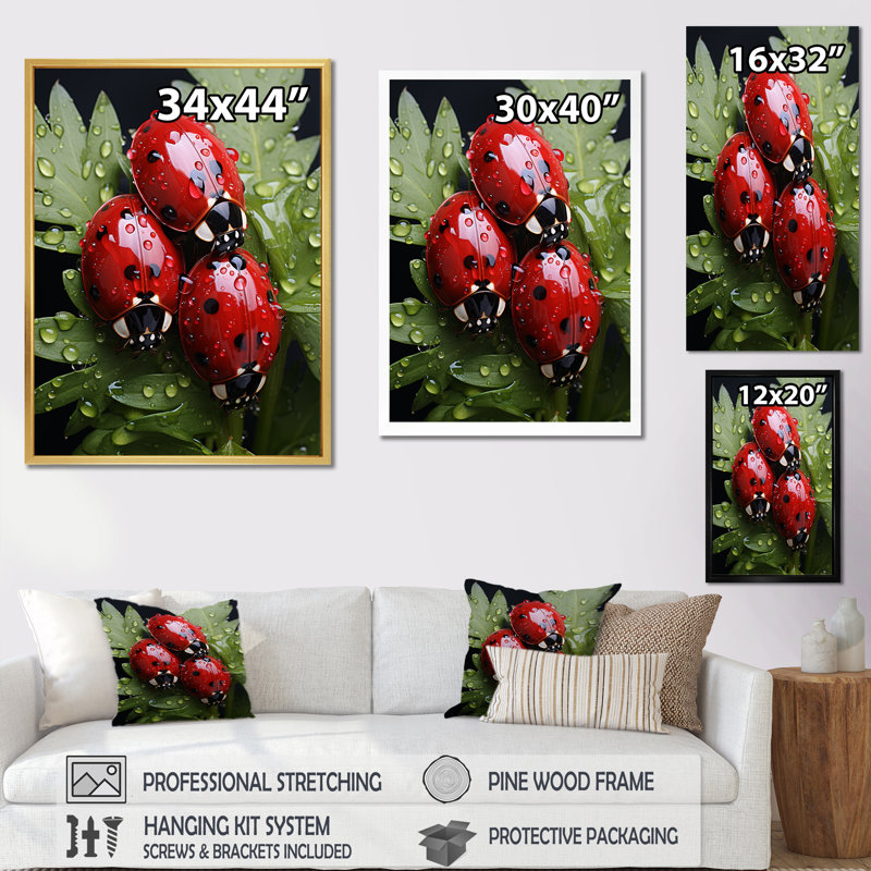 Tiny Ladybug Garden Guardians sur impression sur toile, H 20 po x l 12 po x P 1 po, Cadre simple argenté