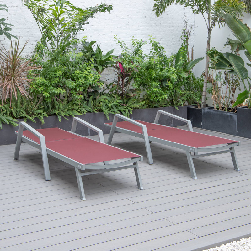 Chaise longue inclinable pour l'extérieur avec roulettes, structure en aluminium thermolaqué et filet respirant, dossier réglable pour la piscine et la terrasse