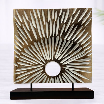 Jadarrien Handcrafted Acacia Wooden Sculpture – Unique Modern Art Piece for Home Christmas Decor & Gift