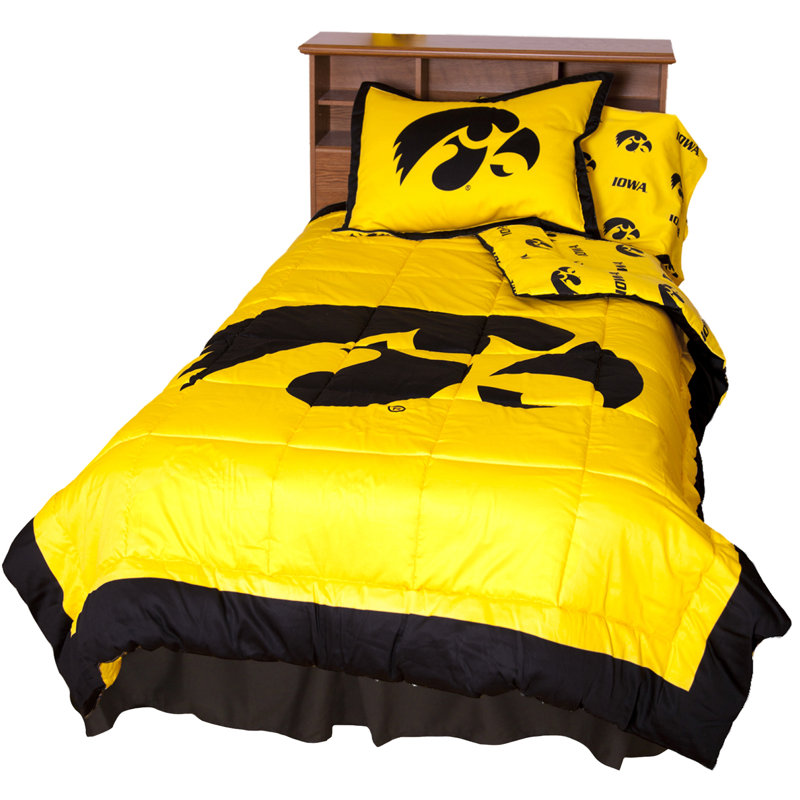 NCAA Sateen Comforter, Twin Comforter + 1 Standard Sham, Iowa