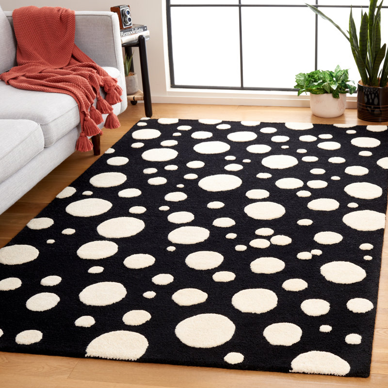Tapis noir / ivoire Kavika, Rectangle de 5 pi x 8 pi
