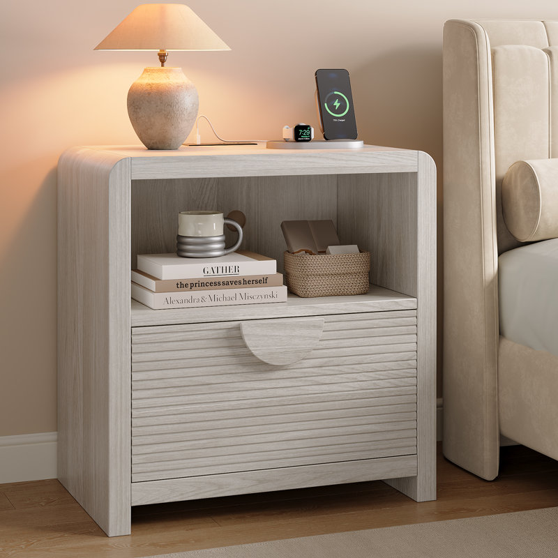 Table de chevet à 1 tiroir de 24 po de hauteur avec station de charge, armoire de chevet moderne à lattes épaisses pour chambre à coucher, profil courbé (ensemble de 2)