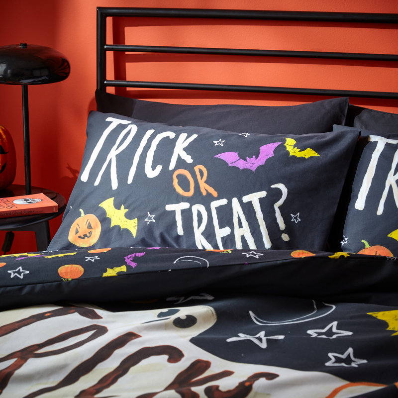 Halloween Trick or Treat Reversible Duvet Cover Set, Double Duvet Cover + 2 Standard Pillowcases