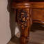 Vitrines en bois brun massif
