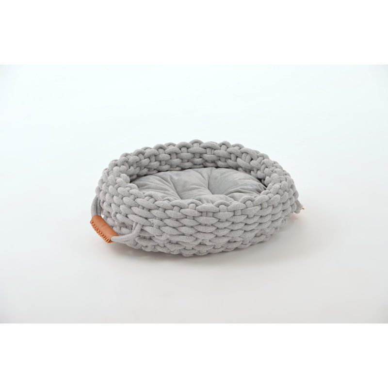 Roxana Polyester Pet Bed