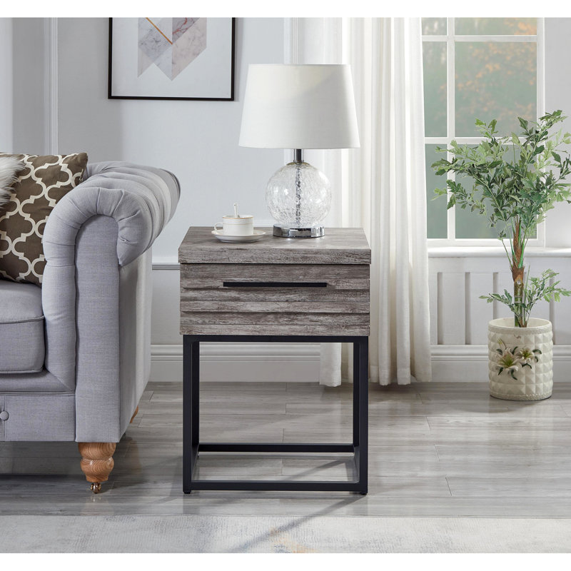 Table contemporaine Gris Celestial - Élégante et polyvalente. Intégrer un espace de rangement pratique. 45,2 cm (l) x 43,2 cm (p) x 61 cm (h). Compartiment de rangement intégré. Design et esthétique soignés.