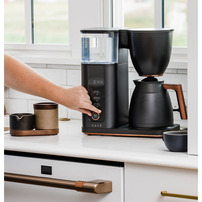 Café Specialty Drip Coffee Maker with Thermal Carafe, Matte Black